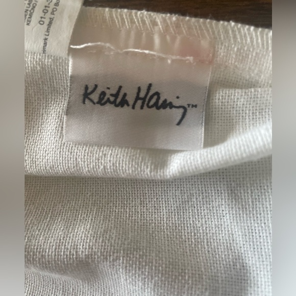 - Keith Haring holding heart tote- NWT - Picture 6 of 9